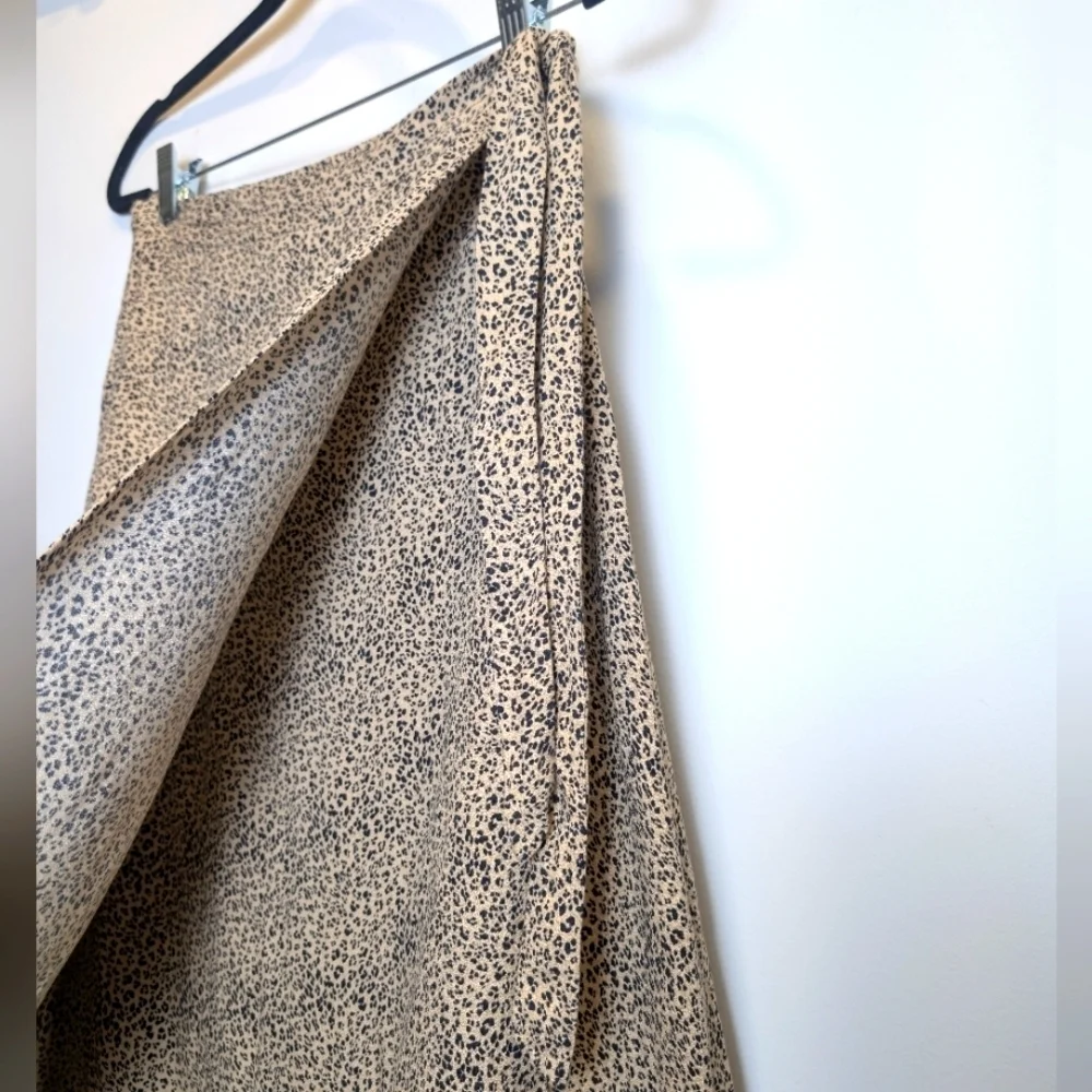 Urban Romantics Brown Black Animal Print Midi Wrap Skirt Size Large